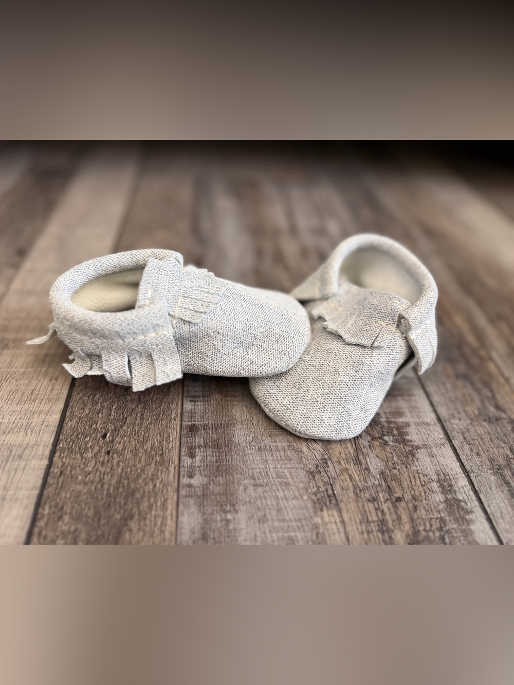🩷 NWOT Freshly Picked Soft Knit Fringe Baby Moccasins